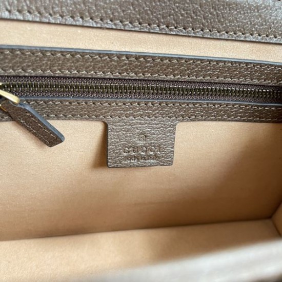 2024SS 一番注目されている商品 FENDI フェンデイ トートバッグ