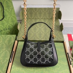 2024SS 絶大な人気を博する新作 FENDI フェンデイ トートバッグ
