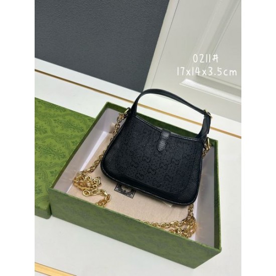 2024SS ファッション感度の高い FENDI フェンデイ トートバッグ