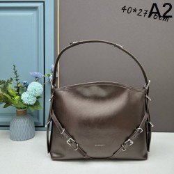 2024SS 春夏入荷絶対欲しい GIVENCHY ジバンシィ トートバッグ