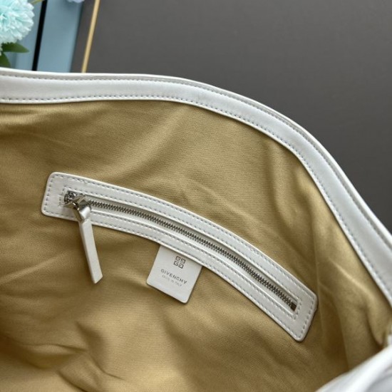 2024SS 春夏入荷絶対欲しい GIVENCHY ジバンシィ トートバッグ