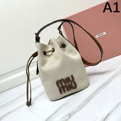 2024SS 斬新なスタイル MIU MIU ミュウミュウ トートバッグ