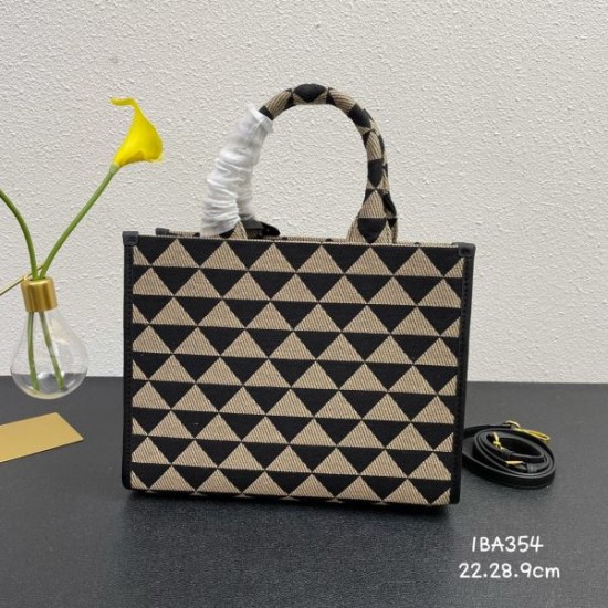 2024SS 新作夏の優秀アイテム PRADA プラダ トートバッグ