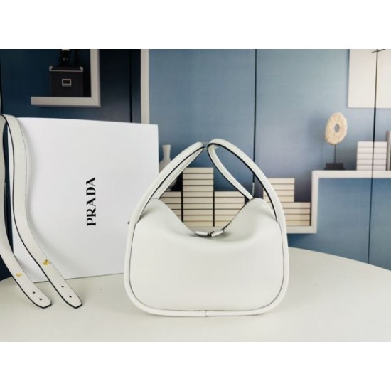 2024SS 夏らしく爽やかな印象 PRADA プラダ トートバッグ 2024SS 夏らしく爽やかな印象 PRADA プラダ トートバッグ