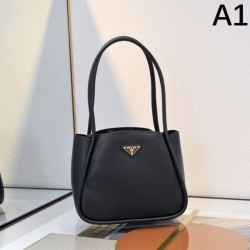 2024SS 春夏新作完売雑誌掲載 PRADA プラダ トートバッグ