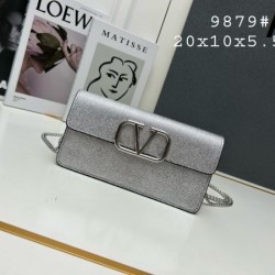 2024SS 100％新品 VALENTINO ヴァレンティノ ショルダーバッグ