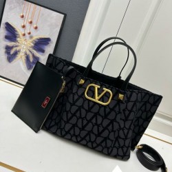 2024SS 限定数限り VALENTINO ヴァレンティノ トートバッグ
