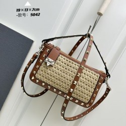 2024SS 超おすすめ VALENTINO ヴァレンティノ トートバッグ