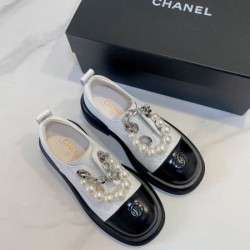 2024SS 夏コーデの主役級 CHANEL シャネル レディース用 カジュアルシューズ