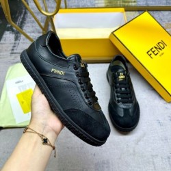 2024SS 春夏シーズン始動 FENDI フェンデイ レディース用 カジュアルシューズ