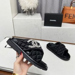 2024SS 奇跡のセール特価！ CHANEL シャネル レディースサンダル