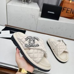 2024SS 奇跡のセール特価！ CHANEL シャネル レディースサンダル