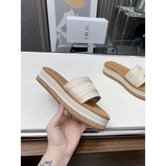 2024SS 春夏で人気の限定新作 DIOR ディオール レディースサンダル 2024SS 春夏で人気の限定新作 DIOR ディオール レディースサンダル