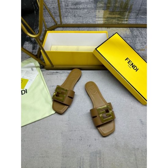 2024SS 新作セール価格でゲット FENDI フェンデイ レディースサンダル 2024SS 新作セール価格でゲット FENDI フェンデイ レディースサンダル