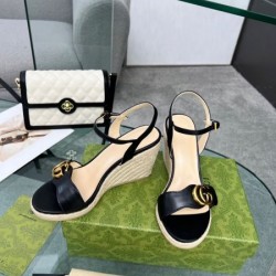 2024SS 見逃せない注目夏季精品 GUCCI グッチ レディースサンダル