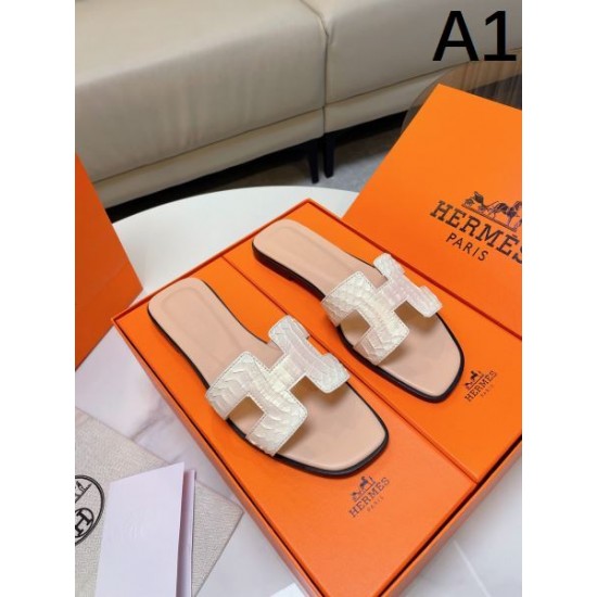 2024SS これからの季節、大活躍 HERMES エルメス レディースサンダル 2024SS これからの季節、大活躍 HERMES エルメス レディースサンダル