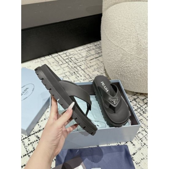 2024SS 上品に夏っぽさを感じる PRADA プラダ レディースサンダル 2024SS 上品に夏っぽさを感じる PRADA プラダ レディースサンダル