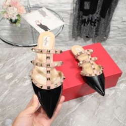 2024SS 人気急上昇 VALENTINO ヴァレンティノ レディースサンダル