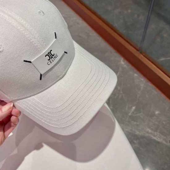 CELINE セリーヌ 手持ち在庫あり海外セレブ愛用 2024SS 帽子 CELINE セリーヌ 手持ち在庫あり海外セレブ愛用 2024SS 帽子