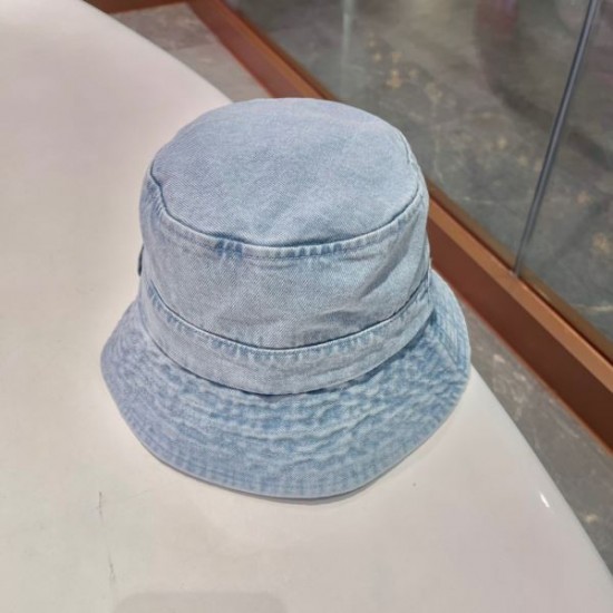 DIOR ディオール 抜け感のあるスタイルが完成 2024SS 帽子 DIOR ディオール 抜け感のあるスタイルが完成 2024SS 帽子