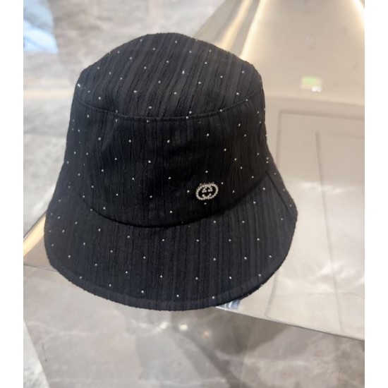 GUCCI グッチ おしゃれ上級者の印象がある 2024SS 帽子 GUCCI グッチ おしゃれ上級者の印象がある 2024SS 帽子