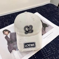 LOEWE ロエベ 今年の春夏コーデに活躍する 2024SS 帽子