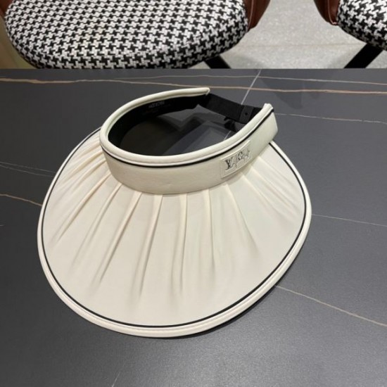 LOUIS VUITTON ルイヴィトン 絶妙な着こなしに 2024SS 帽子 LOUIS VUITTON ルイヴィトン 絶妙な着こなしに 2024SS 帽子