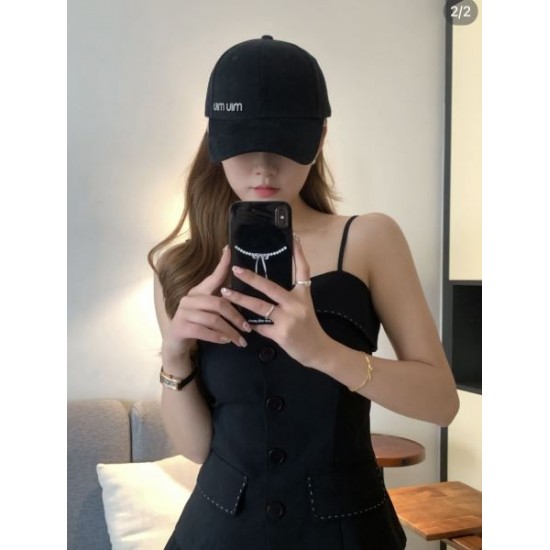MIU MIU ミュウミュウ 超レアな入手困難品 2024SS 帽子 MIU MIU ミュウミュウ 超レアな入手困難品 2024SS 帽子