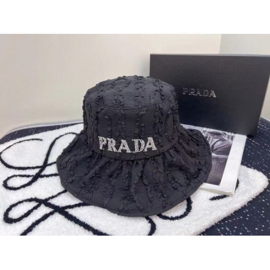 PRADA プラダ 絶大な支持を誇る春夏新作 2024SS 帽子 PRADA プラダ 絶大な支持を誇る春夏新作 2024SS 帽子