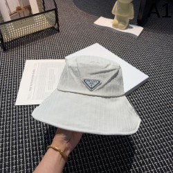PRADA プラダ 今シーズンも人気ブランド 2024SS 帽子