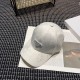 PRADA プラダ 今っぽいスタイルに決まる 2024SS 帽子 PRADA プラダ 今っぽいスタイルに決まる 2024SS 帽子