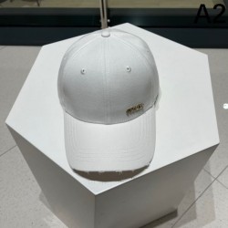 PRADA プラダ 定番のストリートスタイル 2024SS 帽子