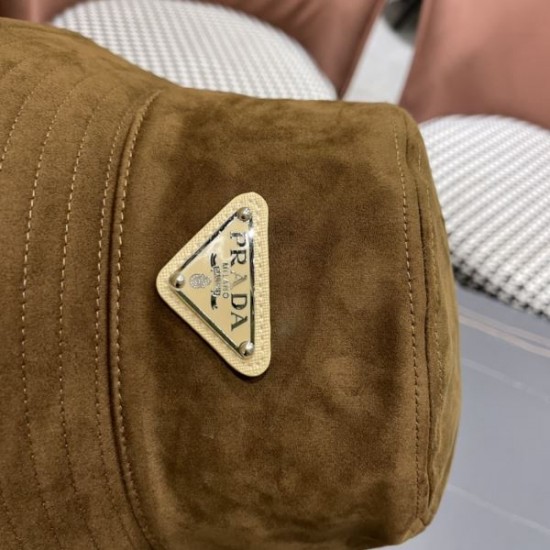 PRADA プラダ 夢中になる夏季新作が続出 2024SS 帽子 PRADA プラダ 夢中になる夏季新作が続出 2024SS 帽子