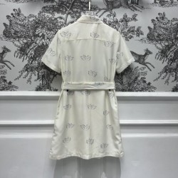 2024SS ワンピース BURBERRY バーバリー きれいめコーデに変身