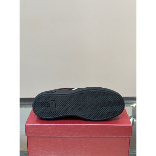 BALLY バリー 夏や秋口に活躍する 2024SS メンズ用 カジュアルシューズ BALLY バリー 夏や秋口に活躍する 2024SS メンズ用 カジュアルシューズ