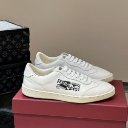 FERRAGAMO サルヴァトーレ フェラガモ 最安値挑戦！ 2024SS メンズ用 カジュアルシューズ