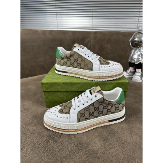 GUCCI グッチ 夏の軽やかなコーデ 2024SS メンズ用 カジュアルシューズ GUCCI グッチ 夏の軽やかなコーデ 2024SS メンズ用 カジュアルシューズ