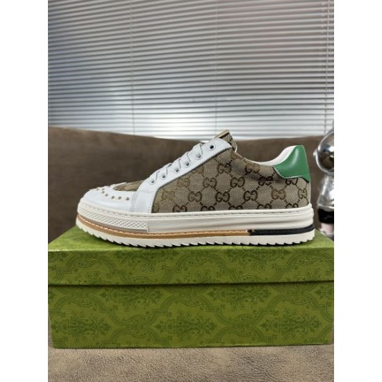 GUCCI グッチ 夏の軽やかなコーデ 2024SS メンズ用 カジュアルシューズ GUCCI グッチ 夏の軽やかなコーデ 2024SS メンズ用 カジュアルシューズ