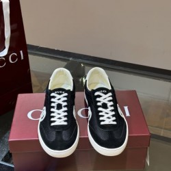 GUCCI グッチ 今夏も絶対に流行る 2024SS メンズ用 カジュアルシューズ