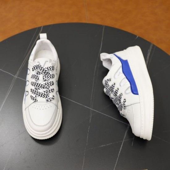 LOUIS VUITTON ルイヴィトン この夏買うべき 2024SS メンズ用 カジュアルシューズ LOUIS VUITTON ルイヴィトン この夏買うべき 2024SS メンズ用 カジュアルシューズ