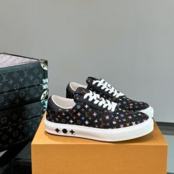 LOUIS VUITTON ルイヴィトン 今年の夏季本命 2024SS メンズ用 カジュアルシューズ