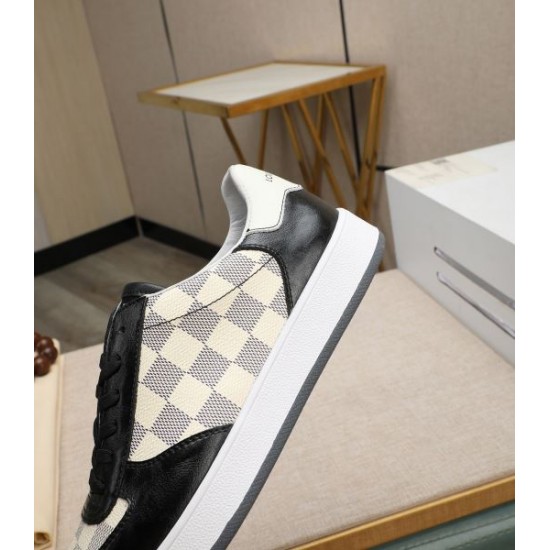 LOUIS VUITTON ルイヴィトン 話題の夏季新作 2024SS メンズ用 カジュアルシューズ LOUIS VUITTON ルイヴィトン 話題の夏季新作 2024SS メンズ用 カジュアルシューズ