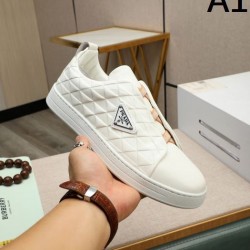 PRADA プラダ 夏の大人カジュアル 2024SS メンズ用 カジュアルシューズ