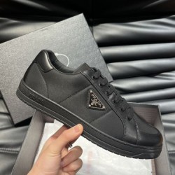 PRADA プラダ トレンド感たっぷり 2024SS メンズ用 カジュアルシューズ