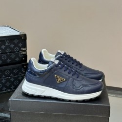 PRADA プラダ 根強い人気定番商品 2024SS メンズ用 スニーカー