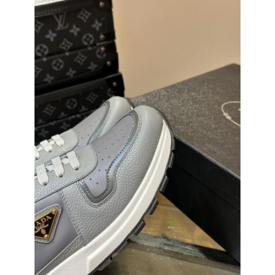 PRADA プラダ 根強い人気定番商品 2024SS メンズ用 スニーカー PRADA プラダ 根強い人気定番商品 2024SS メンズ用 スニーカー