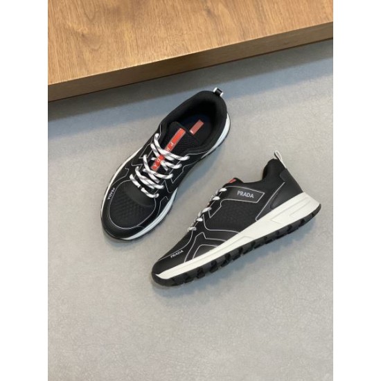 PRADA プラダ セールで嬉しい入荷 2024SS メンズ用 スニーカー PRADA プラダ セールで嬉しい入荷 2024SS メンズ用 スニーカー