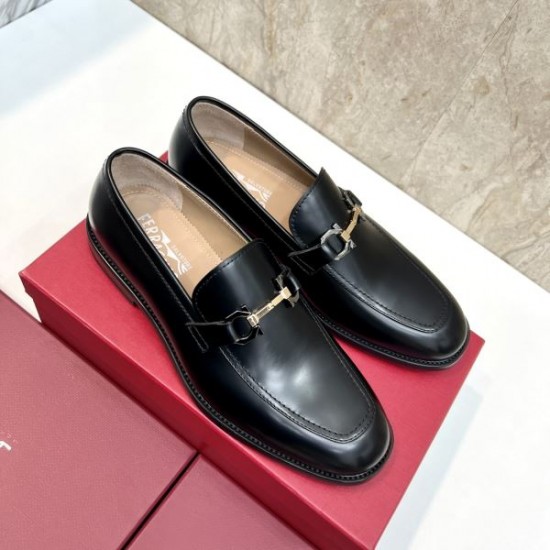 FERRAGAMO サルヴァトーレ フェラガモ 話題沸騰中 2024SS メンズ用 ビジネスシューズ