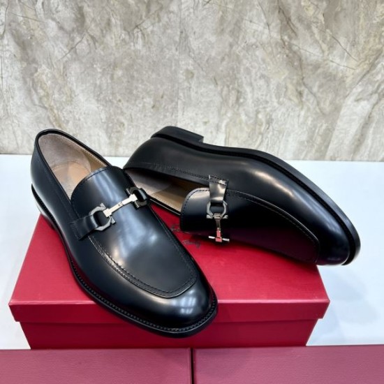 FERRAGAMO サルヴァトーレ フェラガモ 話題沸騰中 2024SS メンズ用 ビジネスシューズ