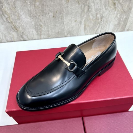 FERRAGAMO サルヴァトーレ フェラガモ 話題沸騰中 2024SS メンズ用 ビジネスシューズ